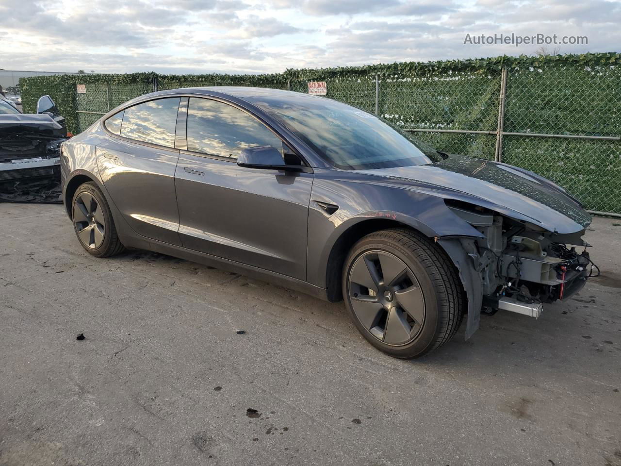 2021 Tesla Model 3  Gray vin: 5YJ3E1EBXMF901916