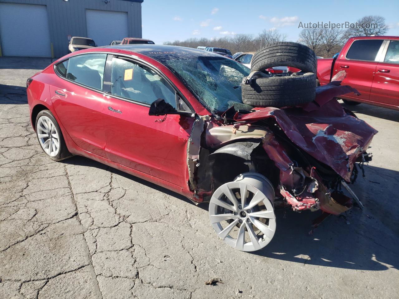 2022 Tesla Model 3  Red vin: 5YJ3E1EBXNF115440