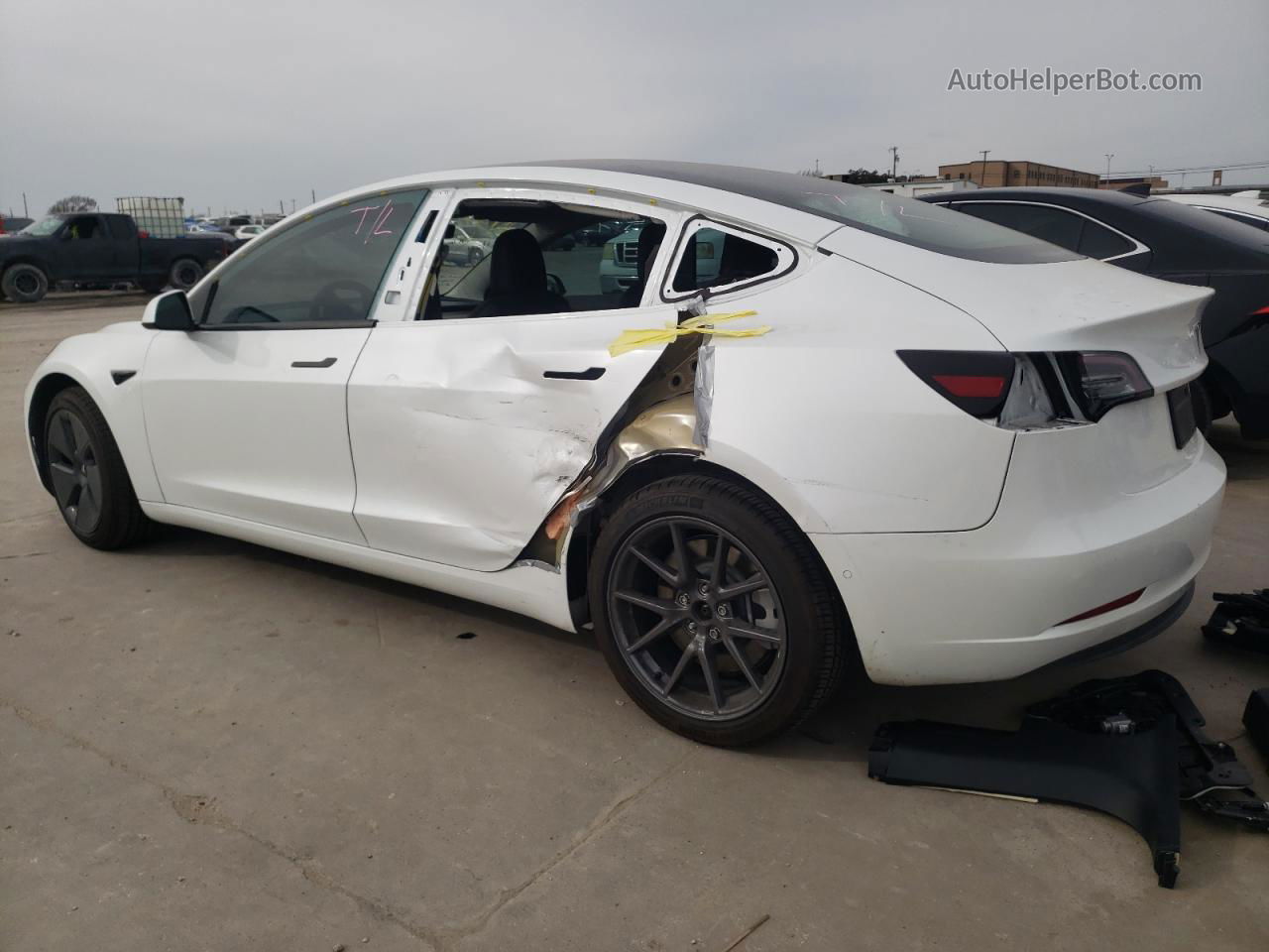 2022 Tesla Model 3  White vin: 5YJ3E1EBXNF169742