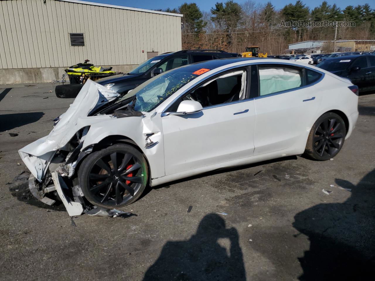 2020 Tesla Model 3  White vin: 5YJ3E1EC0LF714322