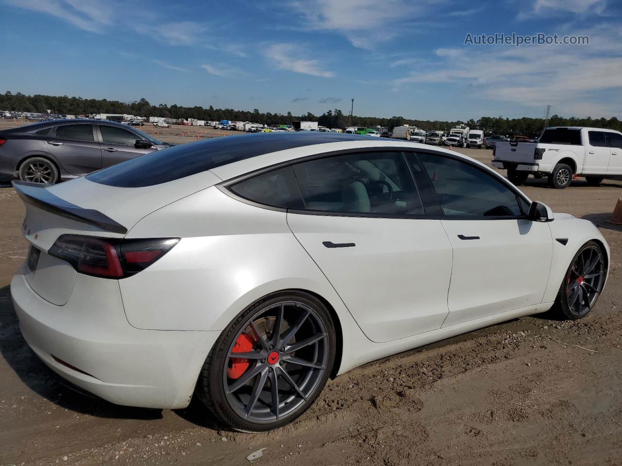 2020 Tesla Model 3  White vin: 5YJ3E1EC1LF642210