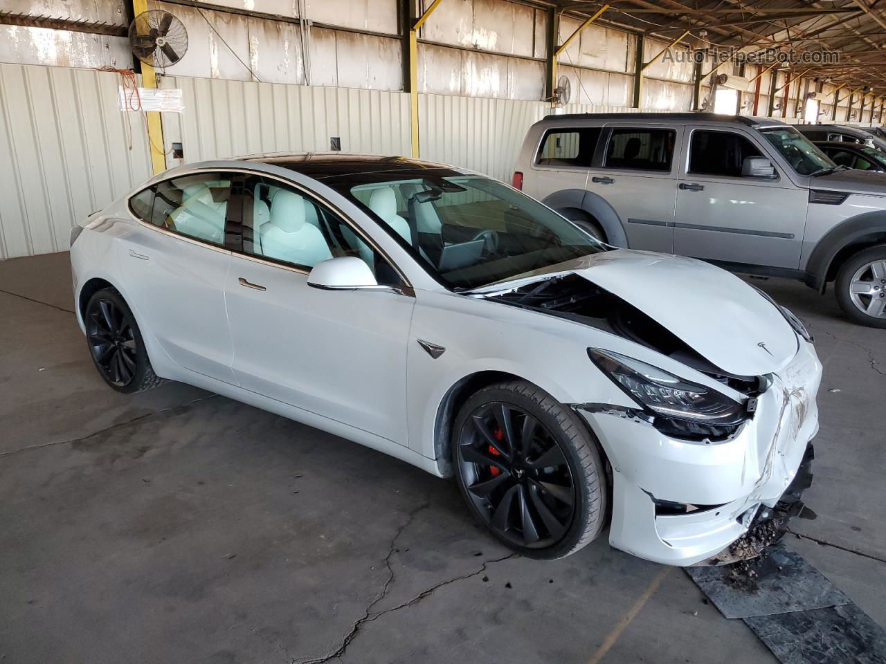 2020 Tesla Model 3  White vin: 5YJ3E1EC2LF624864