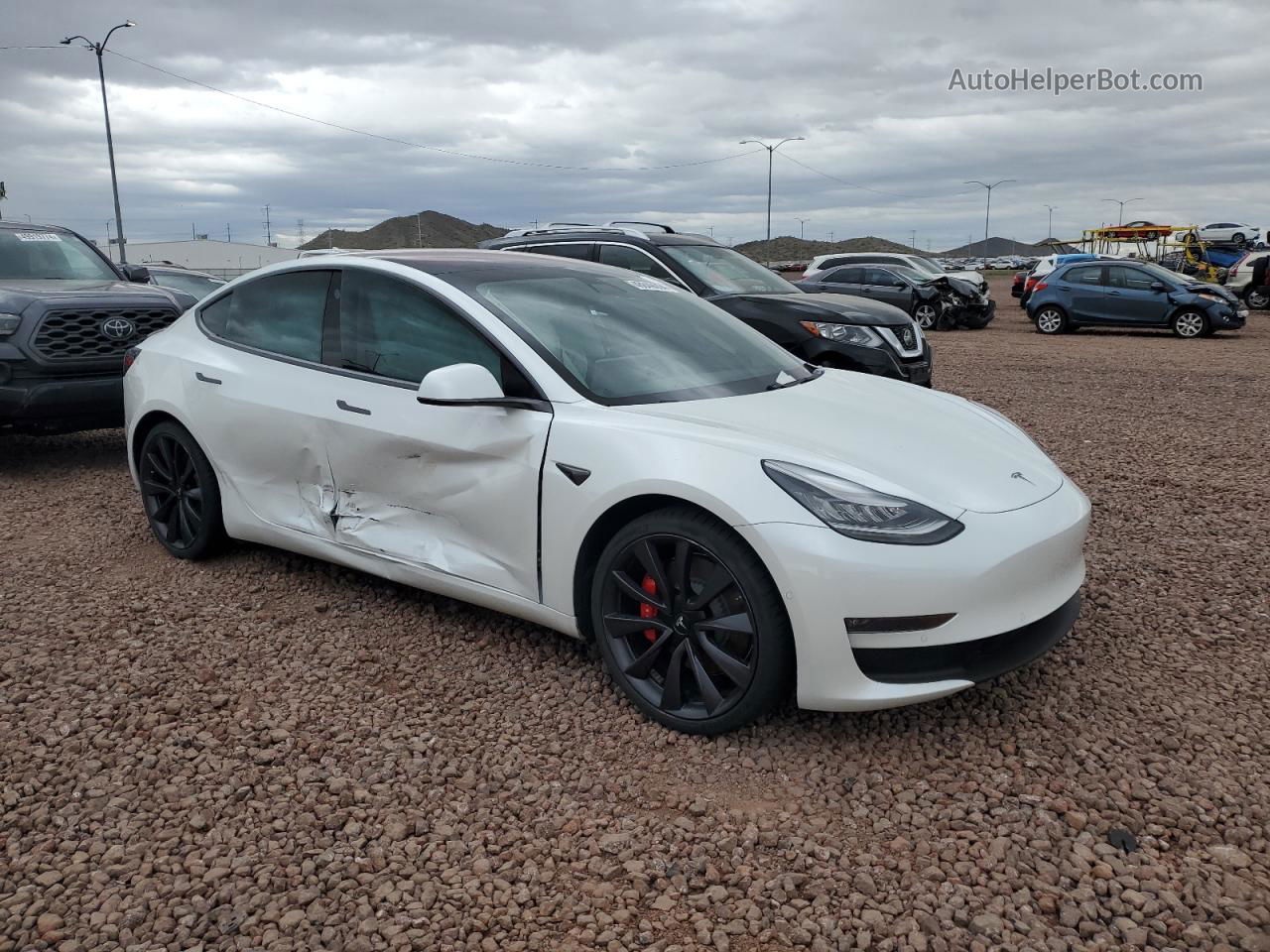 2020 Tesla Model 3  White vin: 5YJ3E1EC2LF624914