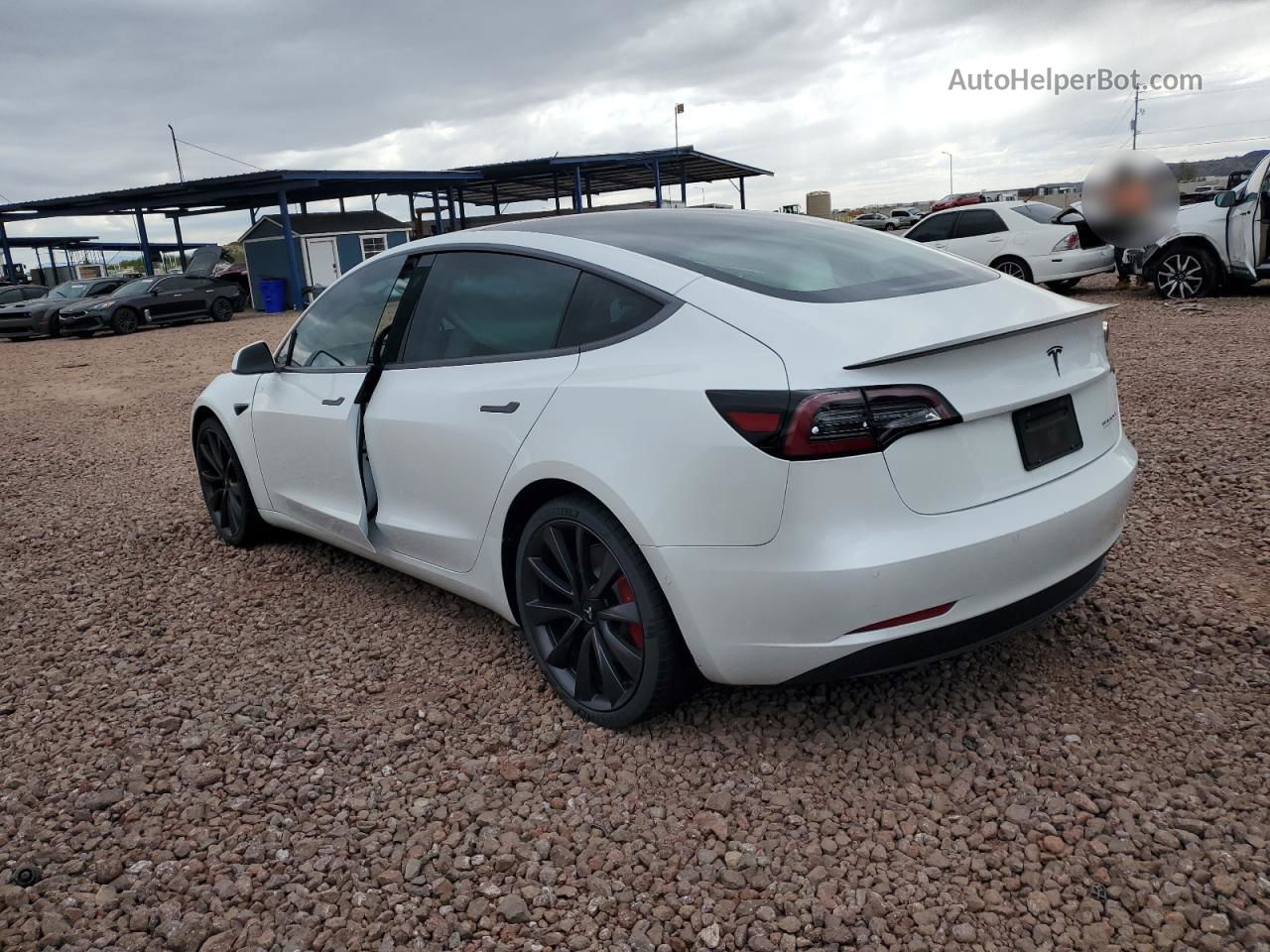 2020 Tesla Model 3  White vin: 5YJ3E1EC2LF624914