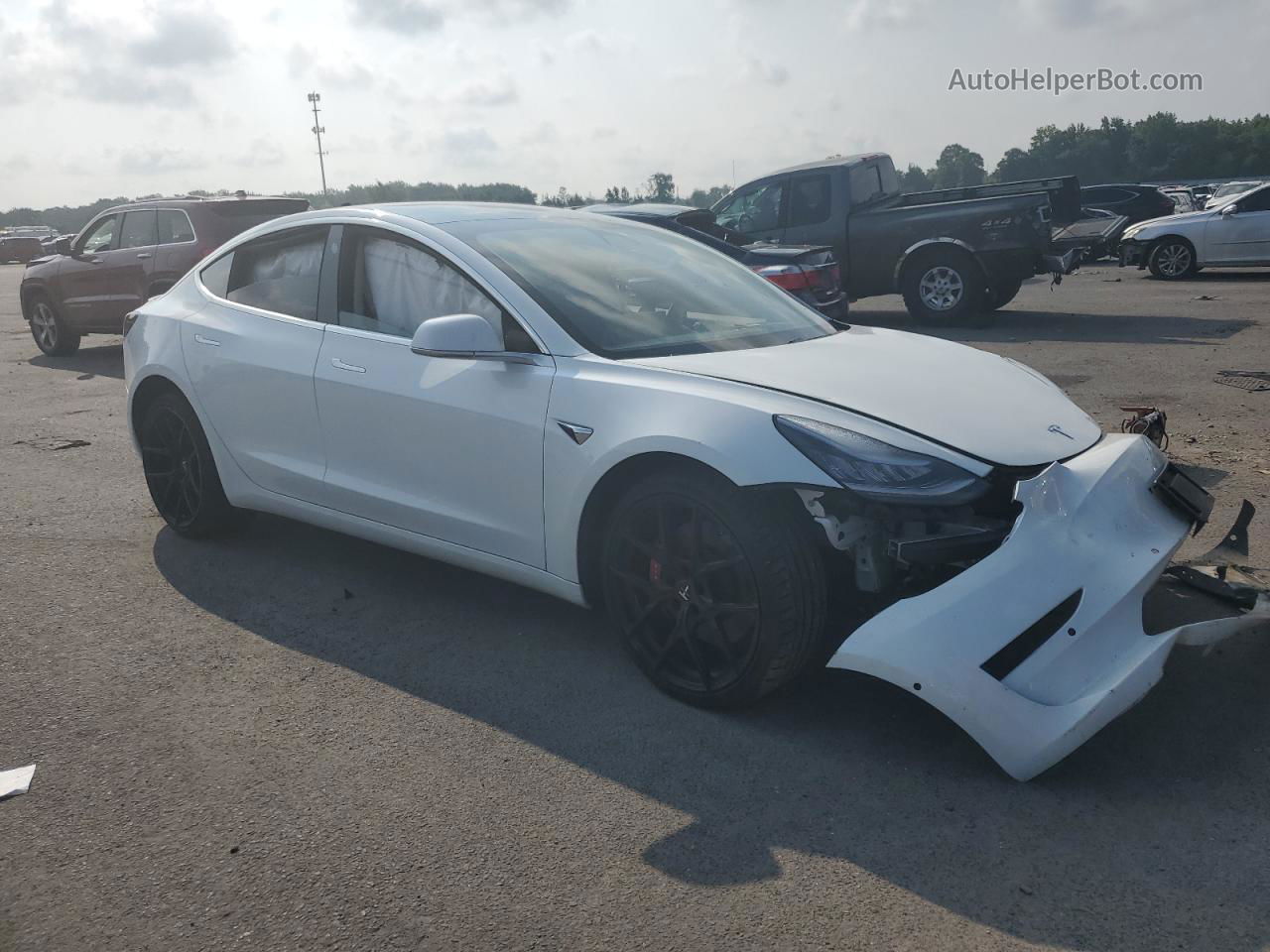 2020 Tesla Model 3  Белый vin: 5YJ3E1EC4LF624767