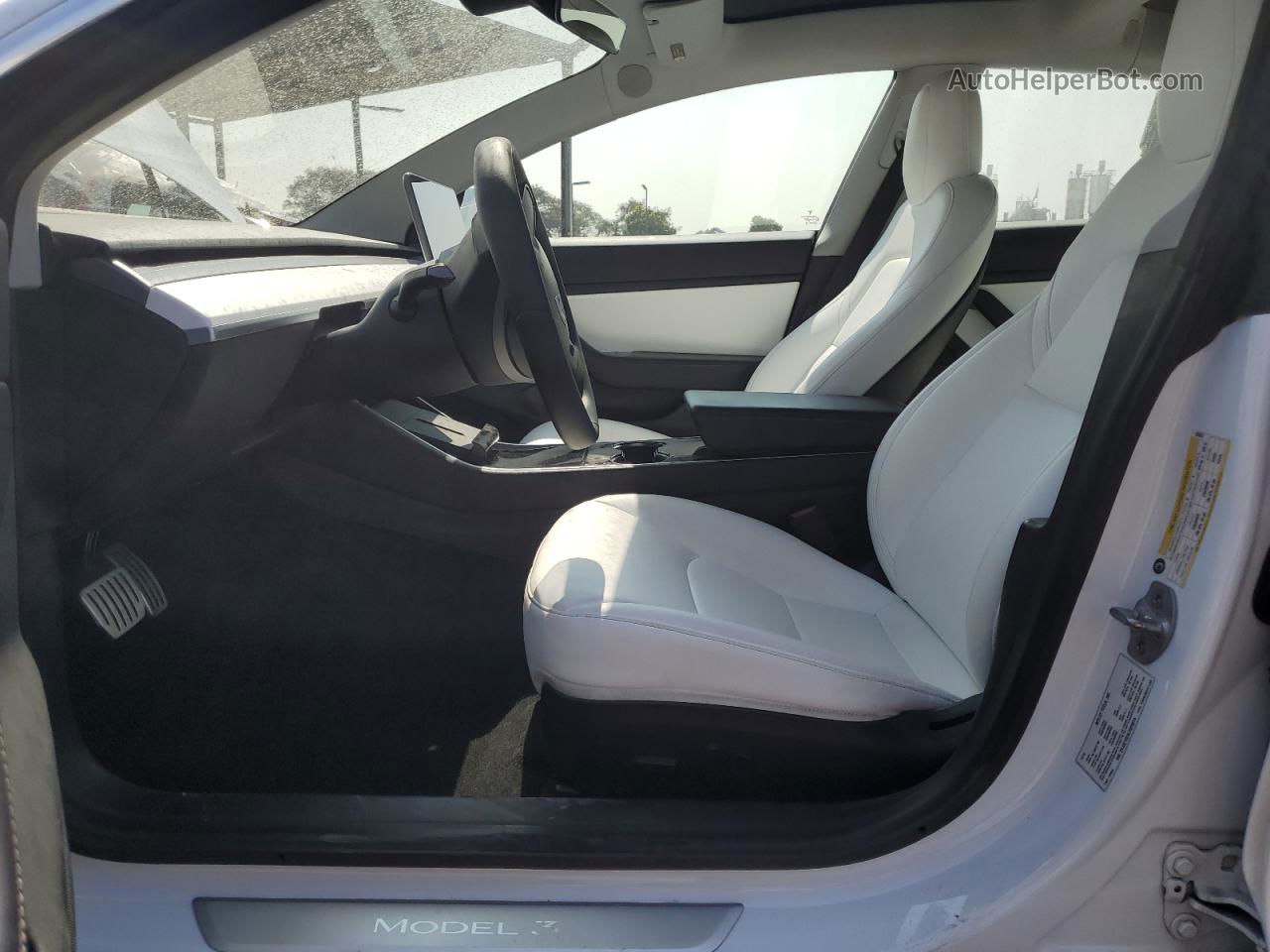 2020 Tesla Model 3  White vin: 5YJ3E1EC4LF625014