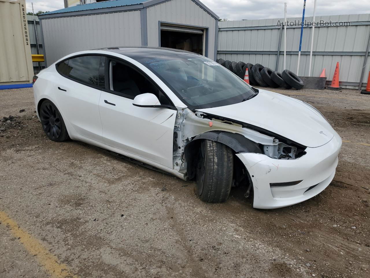 2021 Tesla Model 3  White vin: 5YJ3E1EC9MF992363