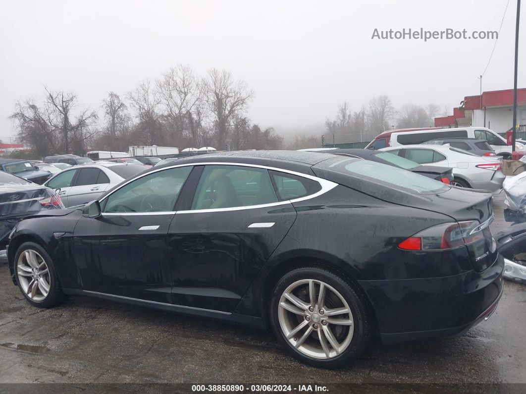 2013 Tesla Model S   Black vin: 5YJSA1AC0DFP11421