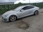 2013 Tesla Model S  Серебряный vin: 5YJSA1AC3DFP10957