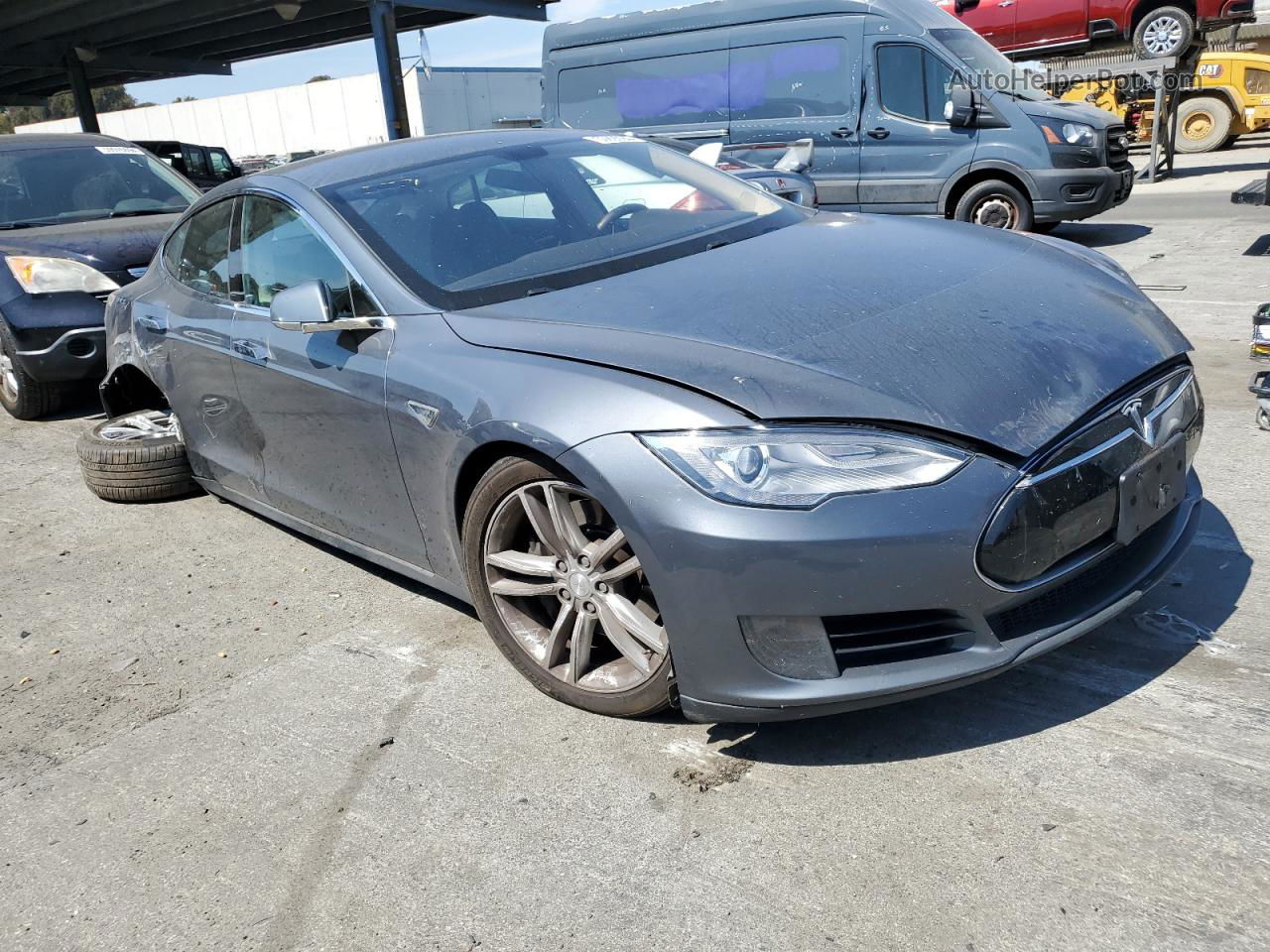 2013 Tesla Model S  Серый vin: 5YJSA1AC5DFP10149