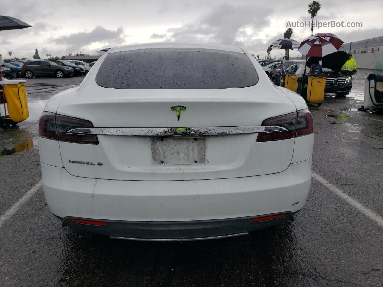 2013 Tesla Model S  Белый vin: 5YJSA1AC5DFP10233