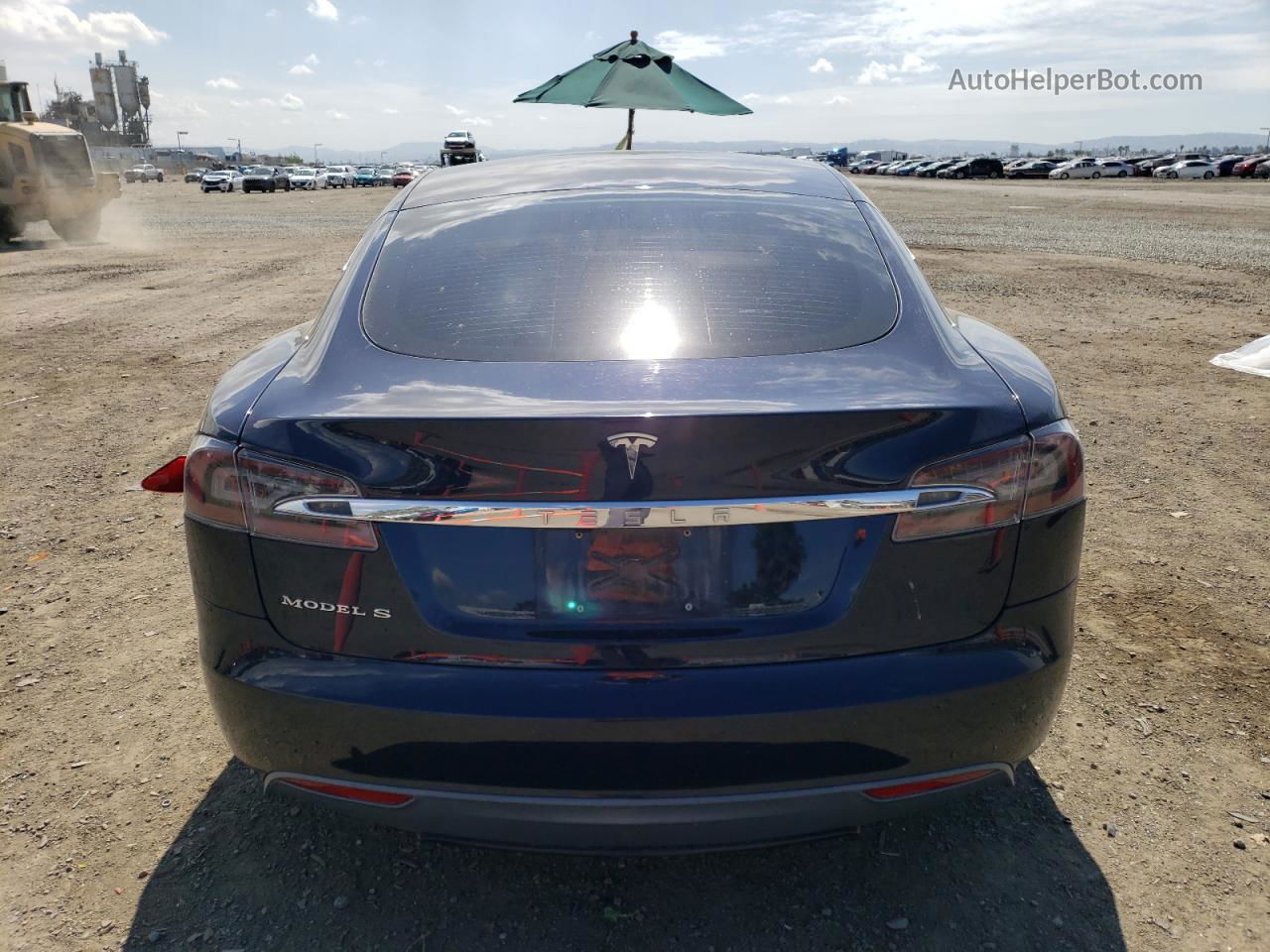 2013 Tesla Model S  Blue vin: 5YJSA1AC5DFP10717