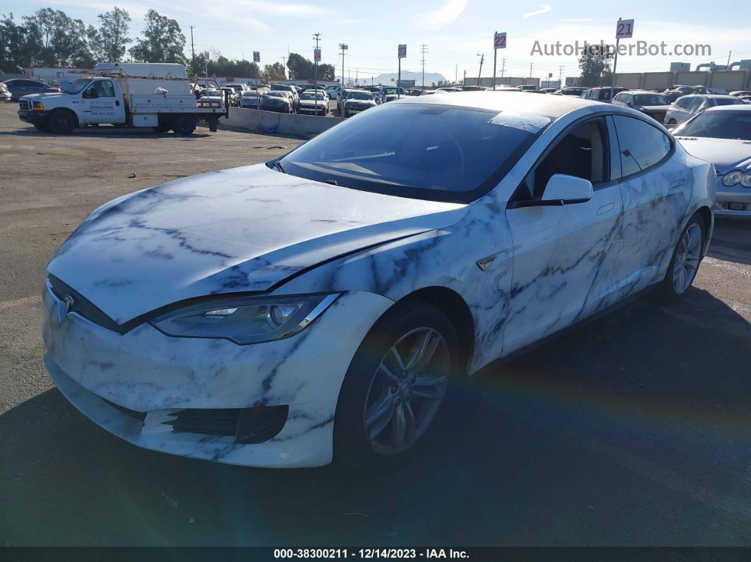 2013 Tesla Model S   White vin: 5YJSA1ACXDFP10955