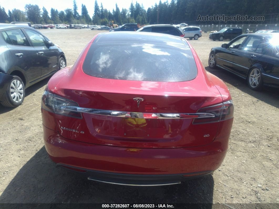 2013 Tesla Model S   Красный vin: 5YJSA1AG1DFP09681