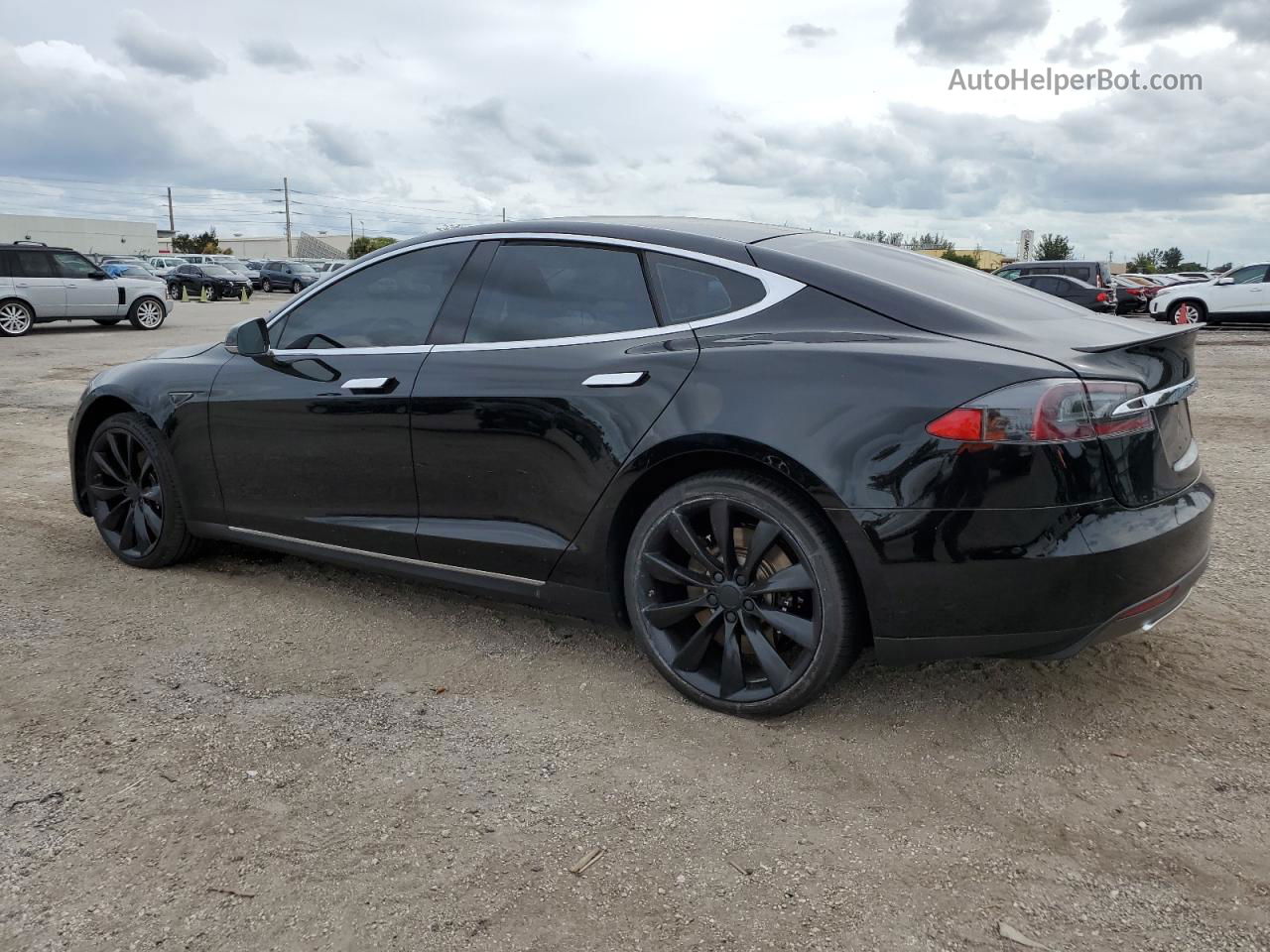 2013 Tesla Model S  Black vin: 5YJSA1AG3DFP07494