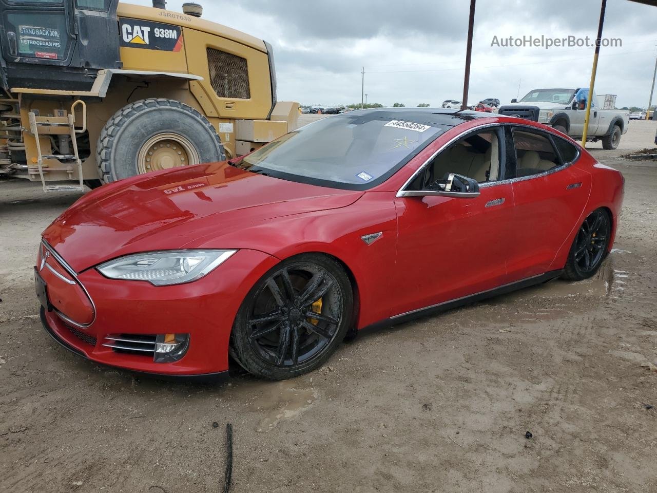 2013 Tesla Model S  Red vin: 5YJSA1CG0DFP20104