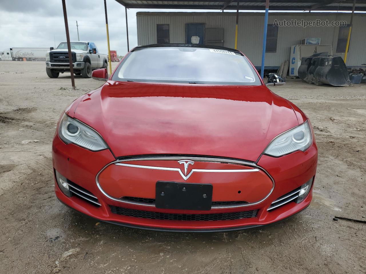 2013 Tesla Model S  Red vin: 5YJSA1CG0DFP20104