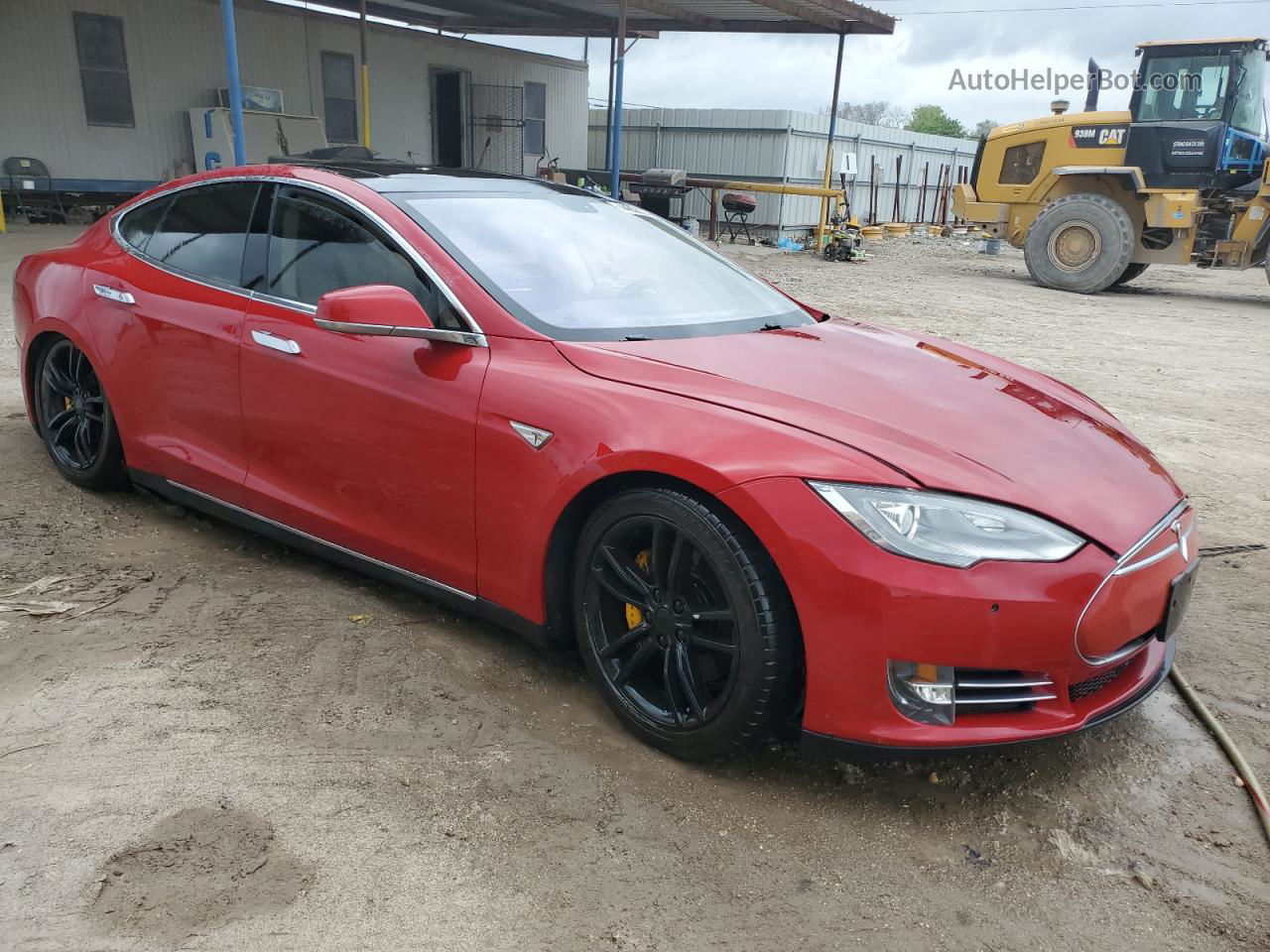 2013 Tesla Model S  Red vin: 5YJSA1CG0DFP20104