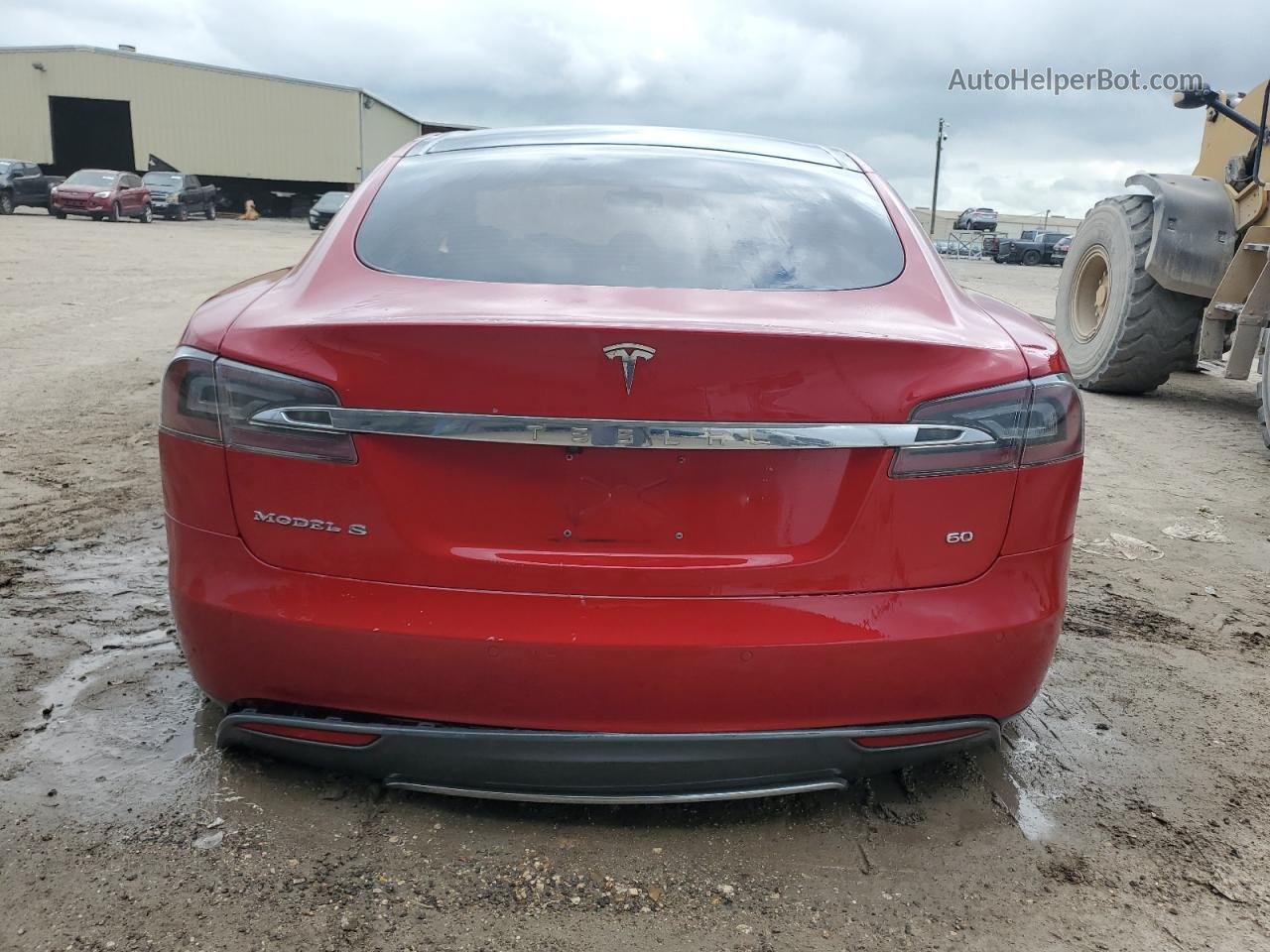 2013 Tesla Model S  Red vin: 5YJSA1CG0DFP20104