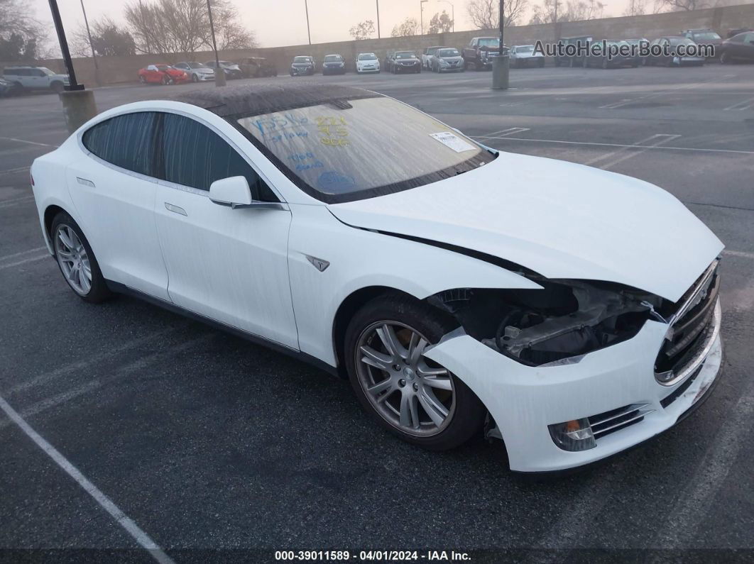 2013 Tesla Model S   White vin: 5YJSA1CG1DFP04008