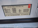 2013 Tesla Model S   White vin: 5YJSA1CG1DFP04008