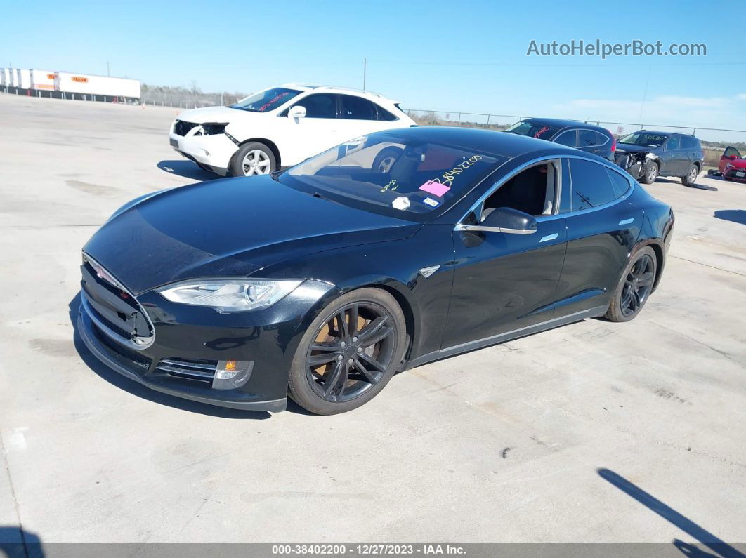 2013 Tesla Model S   Black vin: 5YJSA1CG1DFP15512