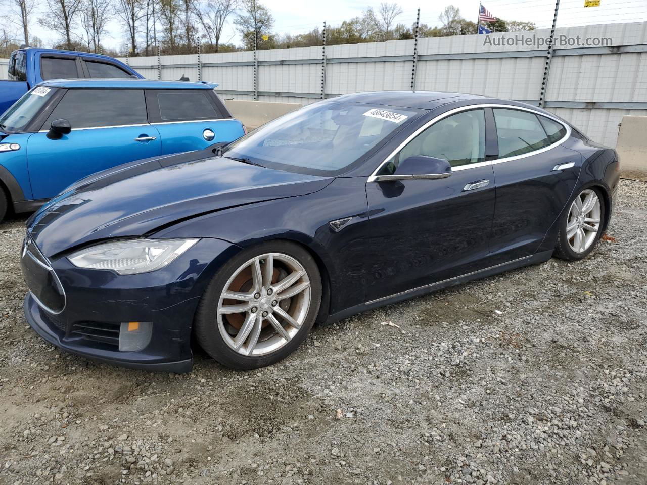 2013 Tesla Model S Blue vin: 5YJSA1CG4DFP03564