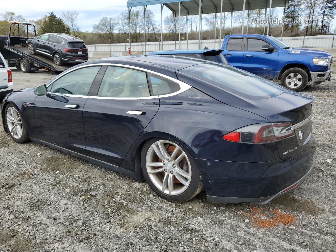 2013 Tesla Model S Blue vin: 5YJSA1CG4DFP03564