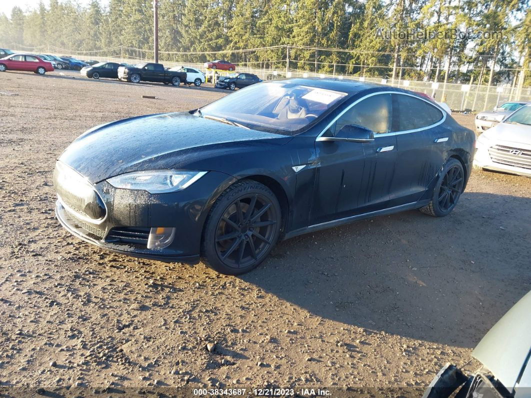 2013 Tesla Model S   Черный vin: 5YJSA1CG5DFP17702