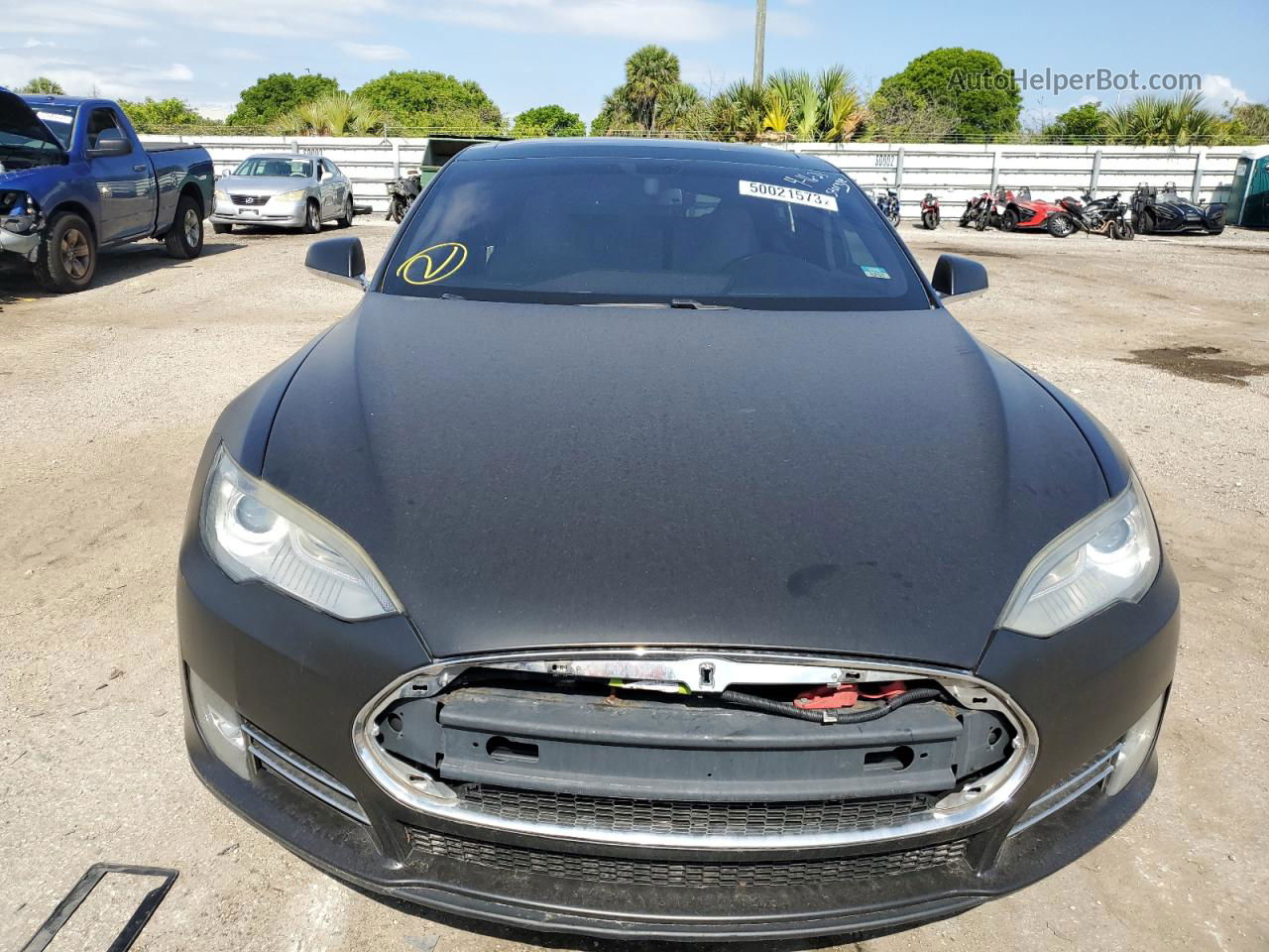 2013 Tesla Model S  Черный vin: 5YJSA1CG5DFP20244