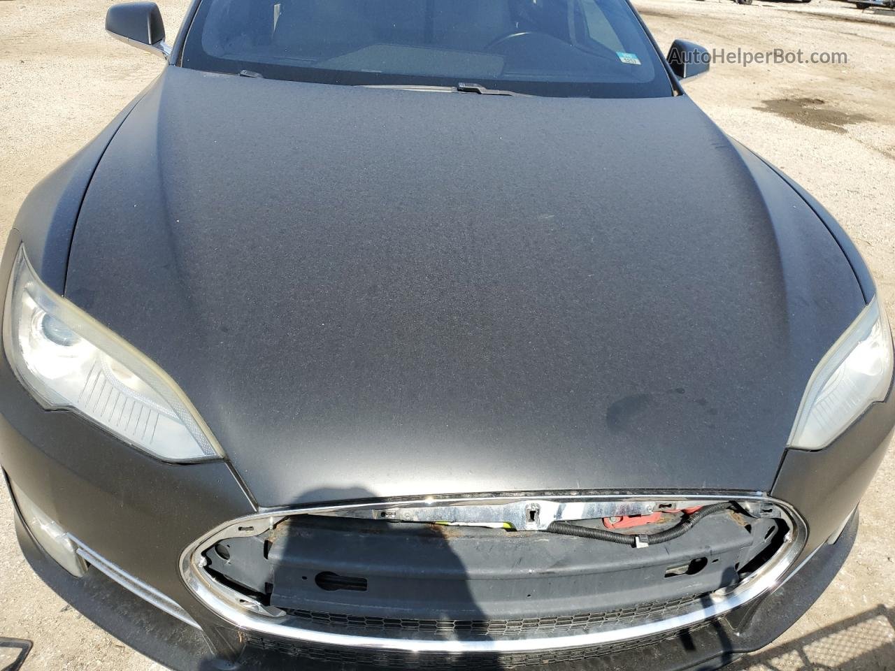 2013 Tesla Model S  Черный vin: 5YJSA1CG5DFP20244