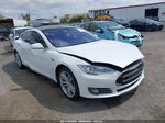 2013 Tesla Model S   White vin: 5YJSA1CG6DFP19622