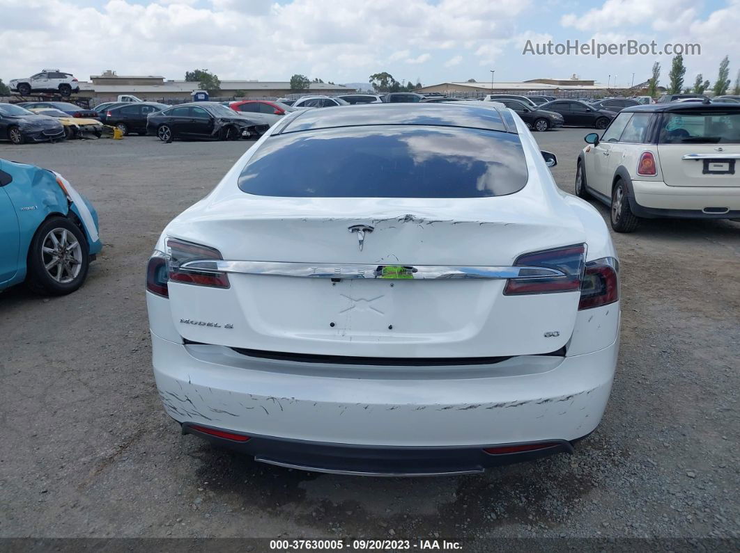 2013 Tesla Model S   Белый vin: 5YJSA1CG6DFP19622