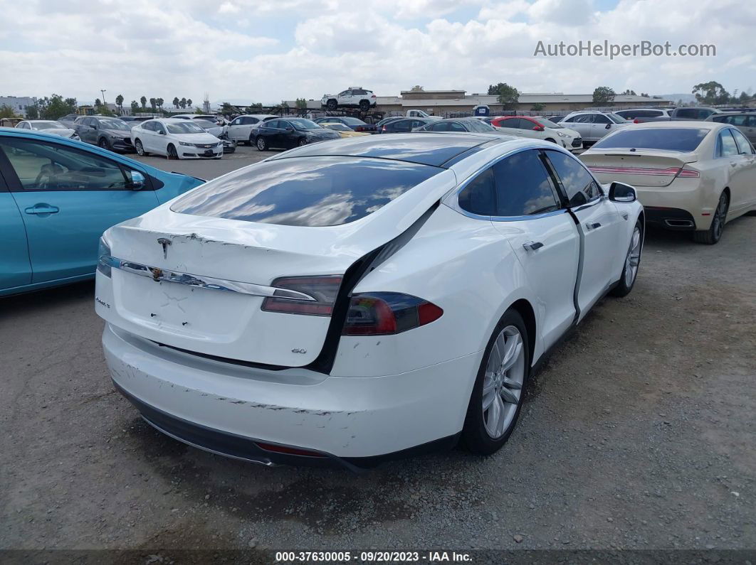 2013 Tesla Model S   Белый vin: 5YJSA1CG6DFP19622