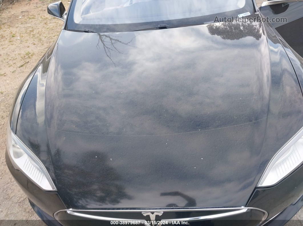 2013 Tesla Model S   Black vin: 5YJSA1CG6DFP21094