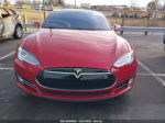 2013 Tesla Model S   Red vin: 5YJSA1CG8DFP14650