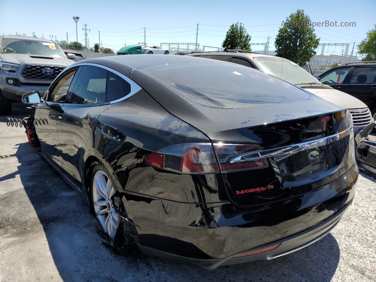 2013 Tesla Model S  Black vin: 5YJSA1CG8DFP20044