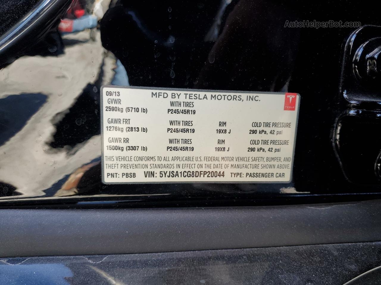 2013 Tesla Model S  Черный vin: 5YJSA1CG8DFP20044