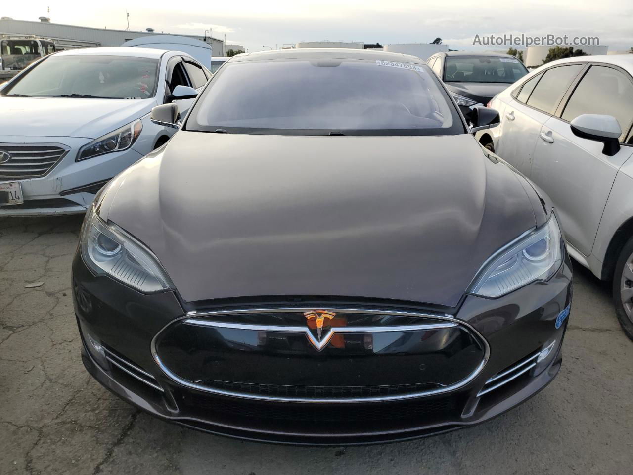 2013 Tesla Model S  Brown vin: 5YJSA1CG8DFP26104