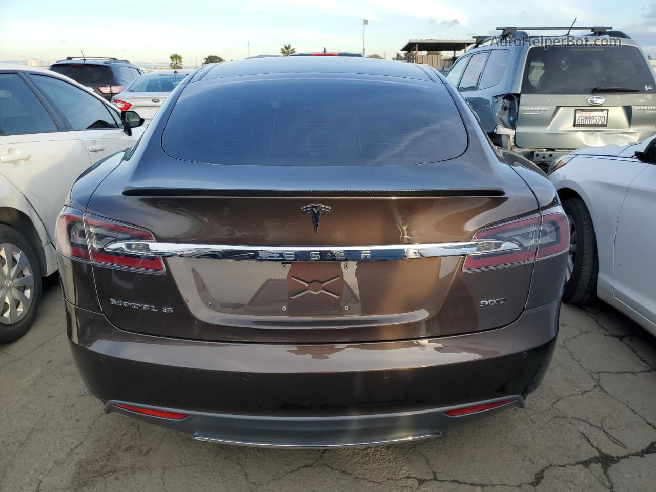 2013 Tesla Model S  Brown vin: 5YJSA1CG8DFP26104