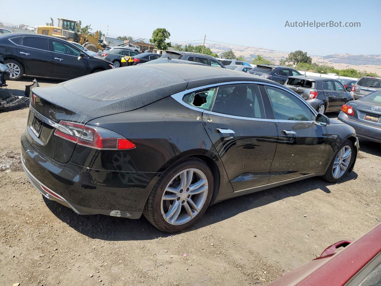 2013 Tesla Model S  Black vin: 5YJSA1CG8DFP27589