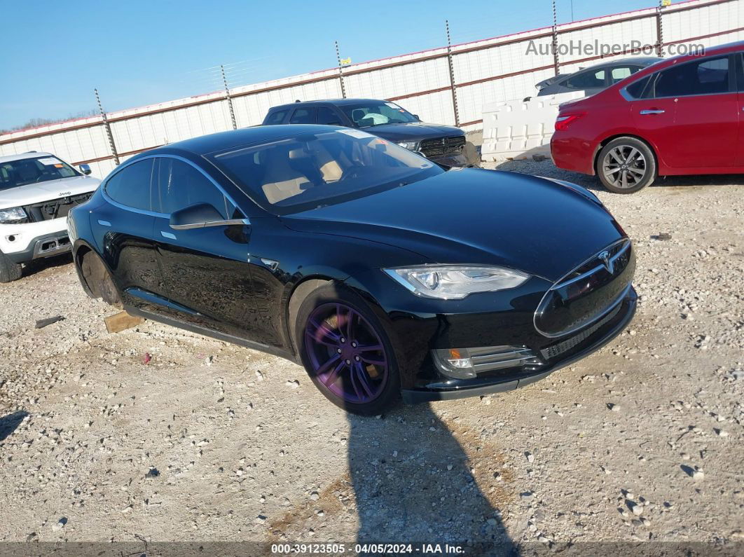 2013 Tesla Model S   Black vin: 5YJSA1CG9DFP11272