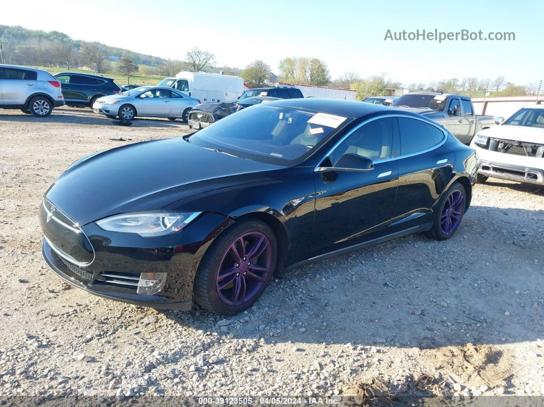 2013 Tesla Model S   Black vin: 5YJSA1CG9DFP11272