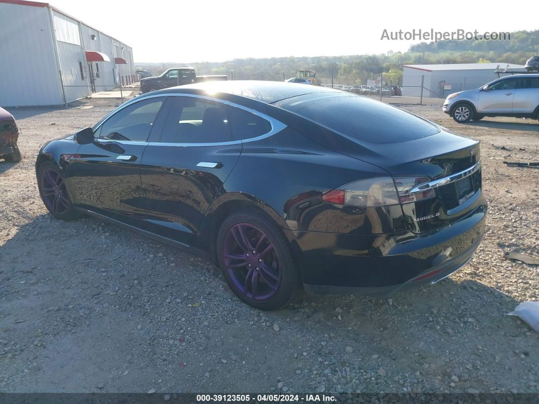 2013 Tesla Model S   Черный vin: 5YJSA1CG9DFP11272