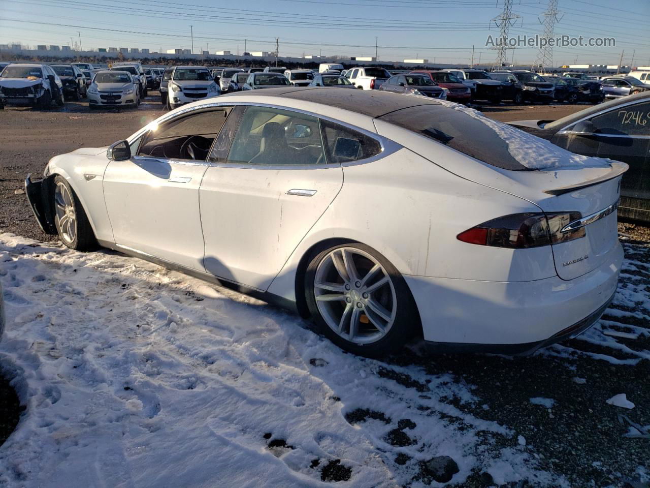 2013 Tesla Model S  White vin: 5YJSA1CGXDFP09823