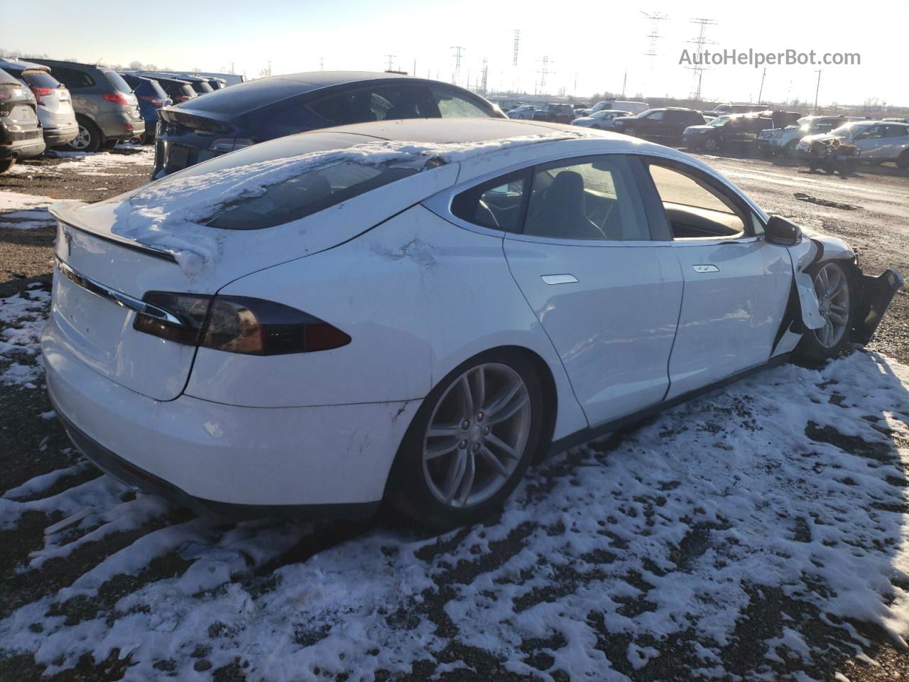 2013 Tesla Model S  White vin: 5YJSA1CGXDFP09823