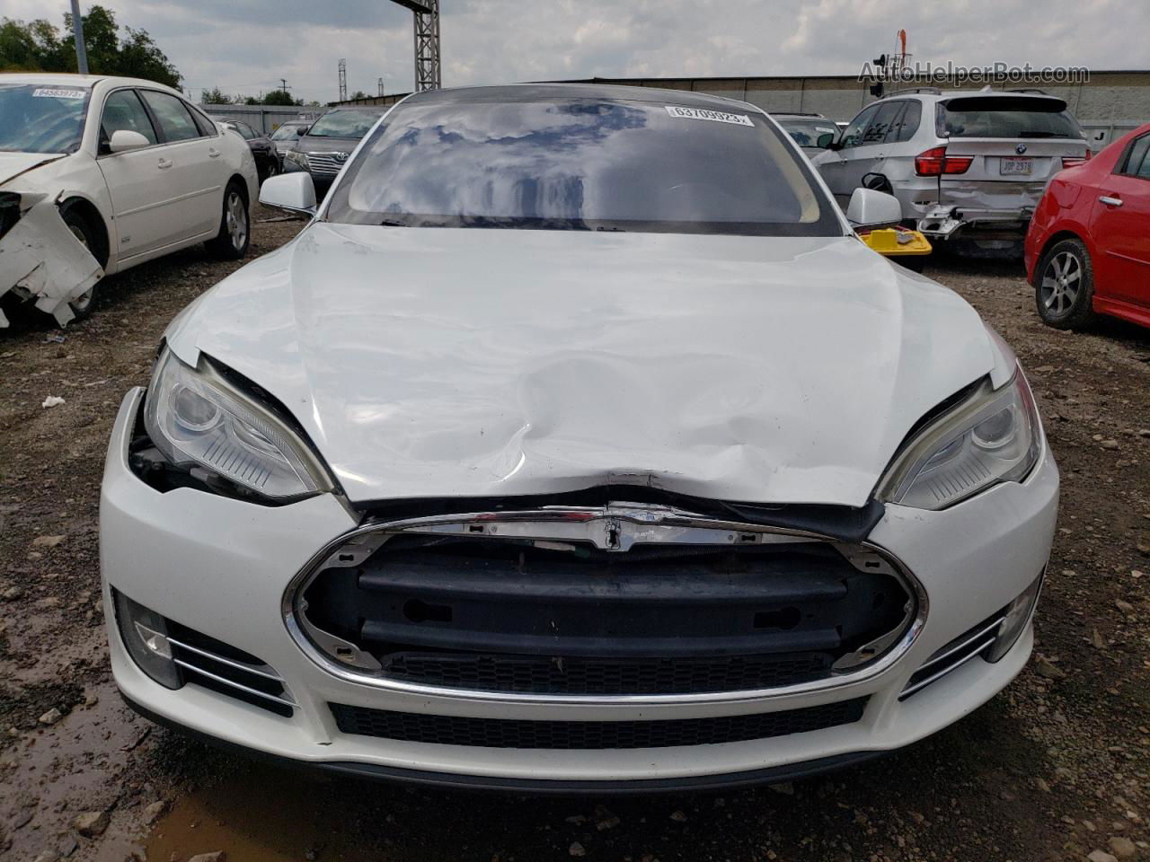 2013 Tesla Model S  White vin: 5YJSA1CN0DFP13619