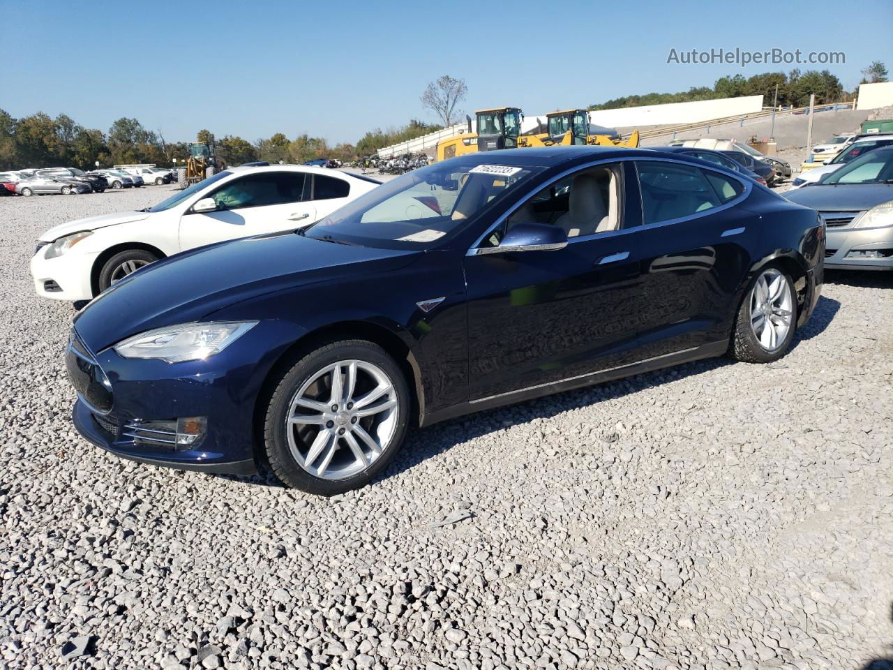 2013 Tesla Model S  Blue vin: 5YJSA1CN1DFP14682