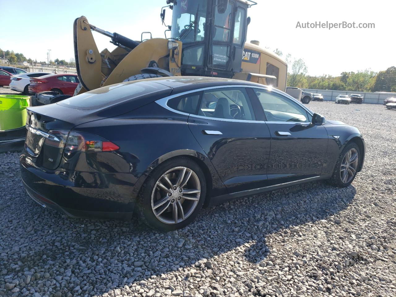 2013 Tesla Model S  Blue vin: 5YJSA1CN1DFP14682