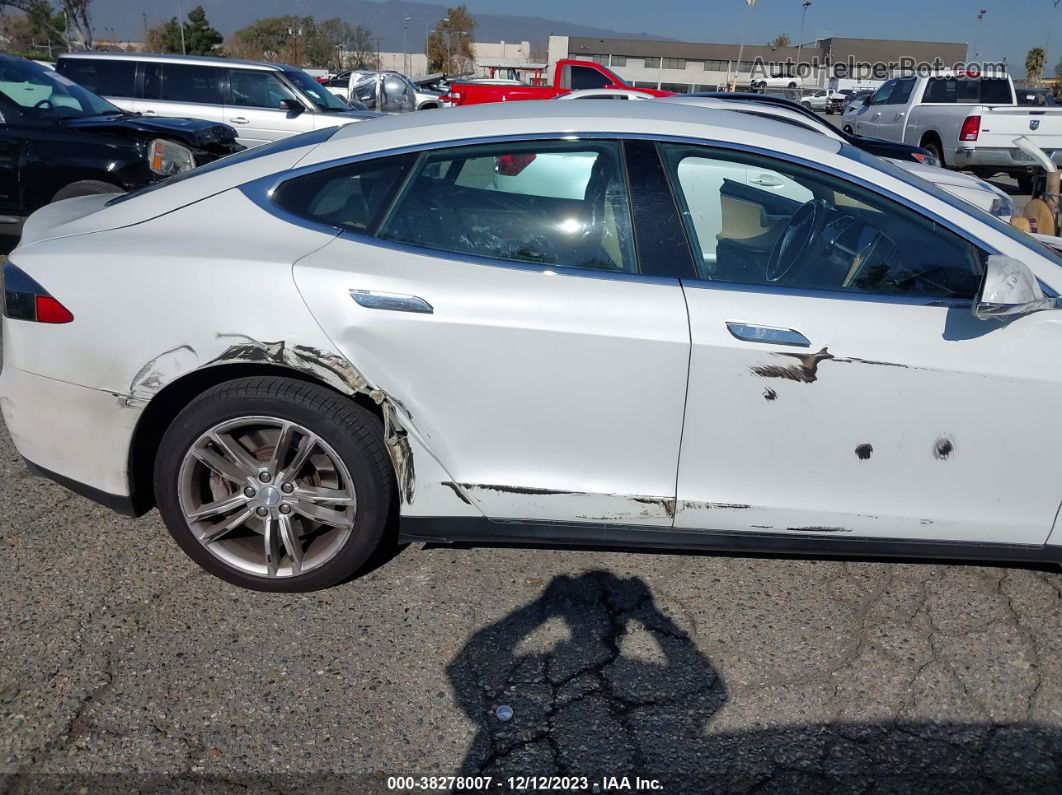 2013 Tesla Model S   White vin: 5YJSA1CN1DFP17257